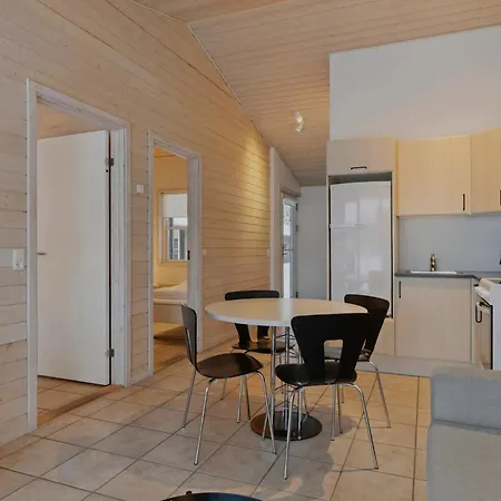 Close To Golf And Cafe Leilighet