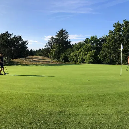 Close To Golf And Cafe